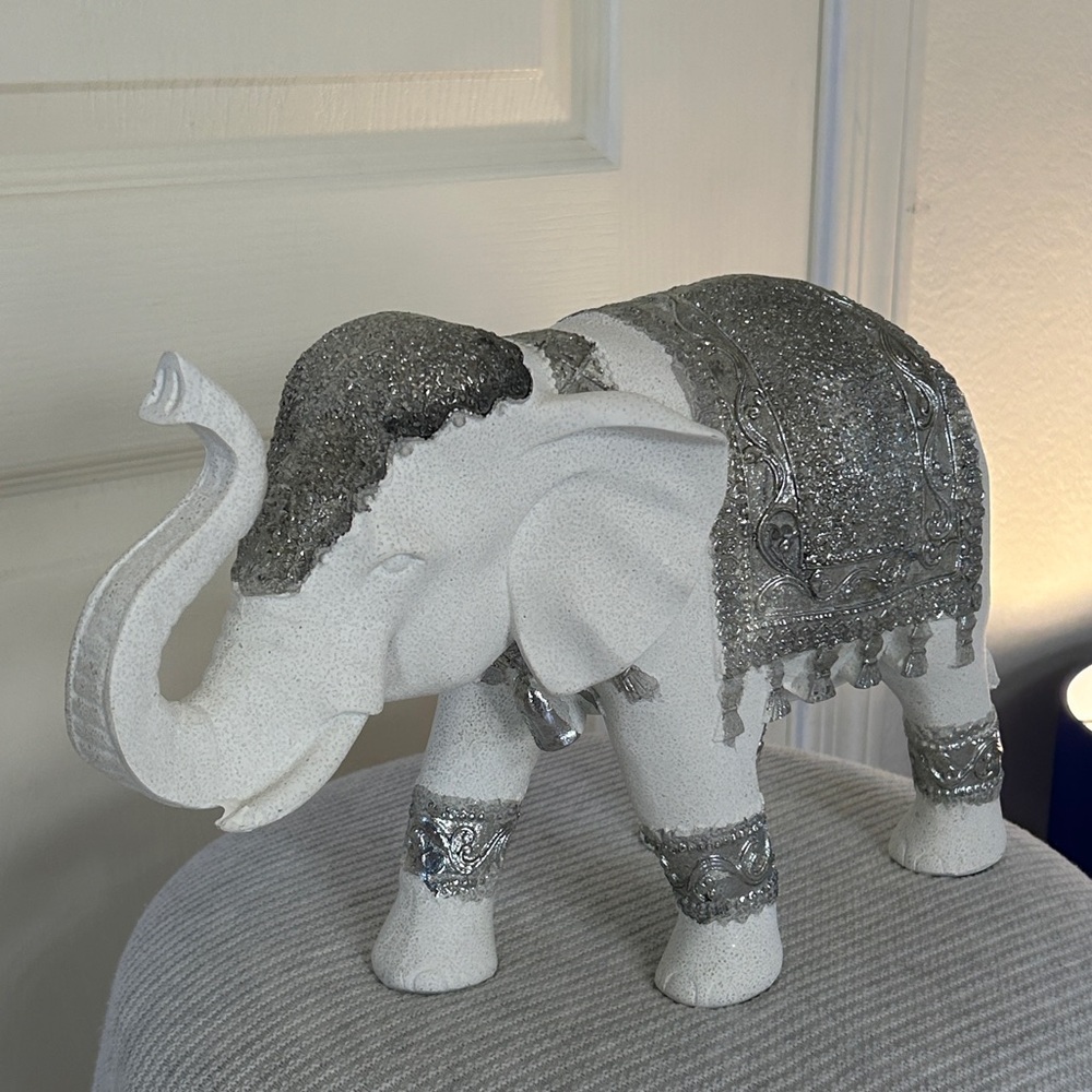 Home decor, small white Elephant Statue